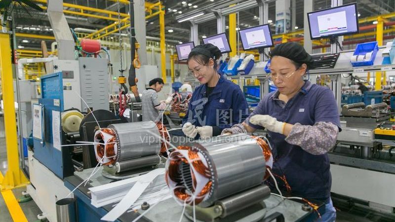行业背景：低压电器OEM代工的兴起与挑战