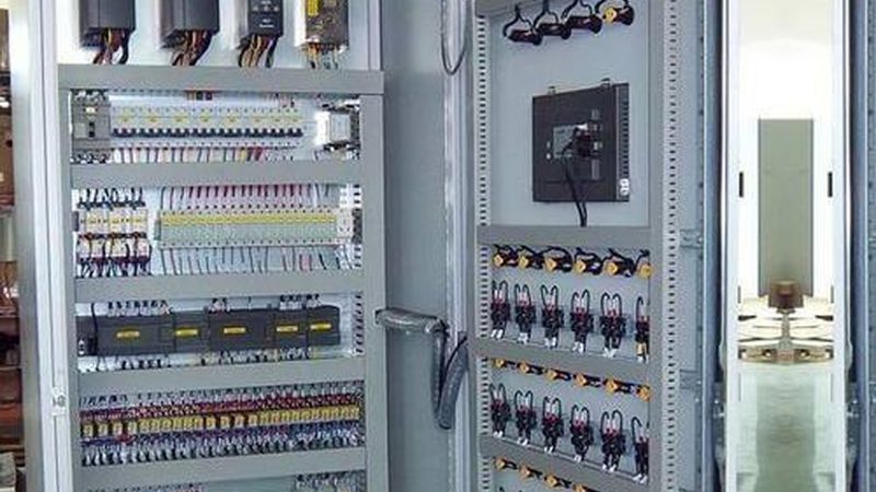上海直流电机：揭秘其工作原理与选型要点